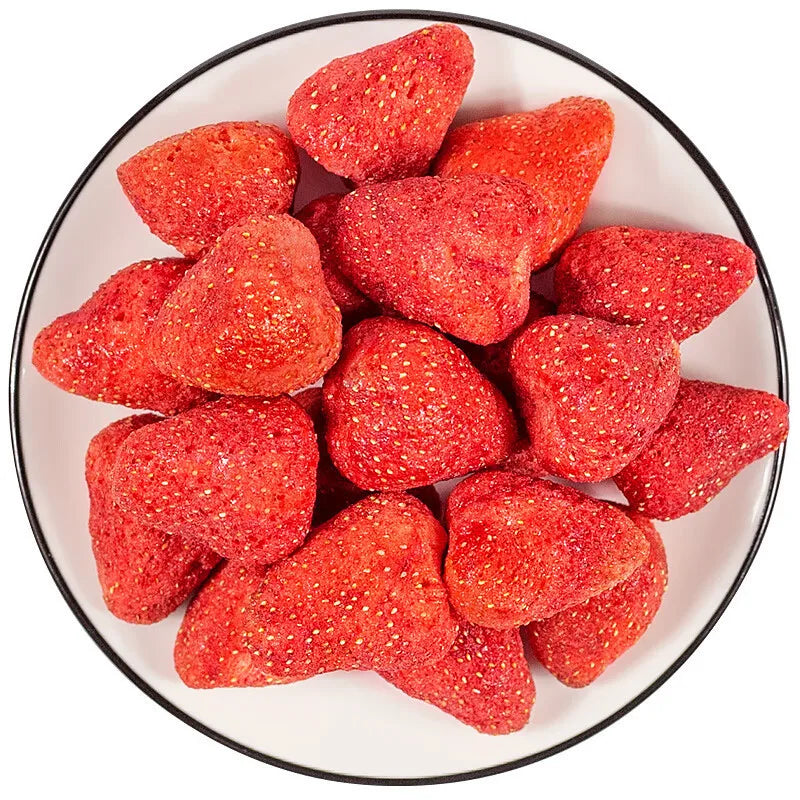 Freeze-Dried Fresh Strawberry Premium Dried Fruit for Snacks and Recipes